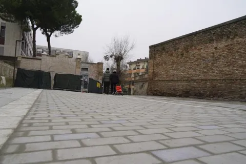 Apertura piazzetta sferisterio