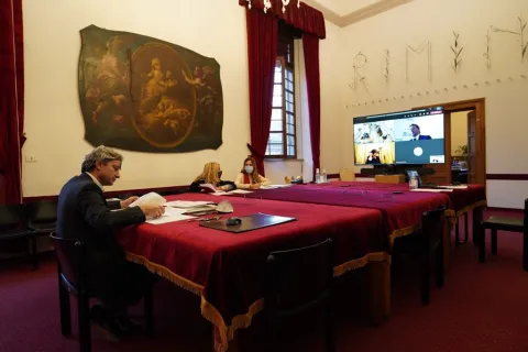 Sindaco Gnassi in videoconferenza con ministro Garavaglia