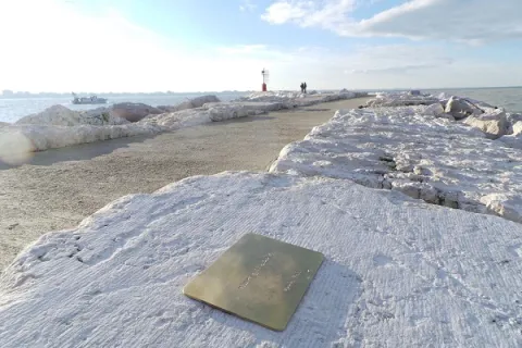 Biblioteca di pietra