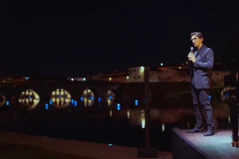 Alexander Romanovsky alla Piazza sull'Acqua