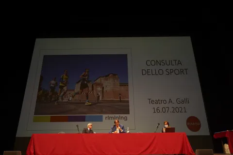 consulta dello sport al teatro galli