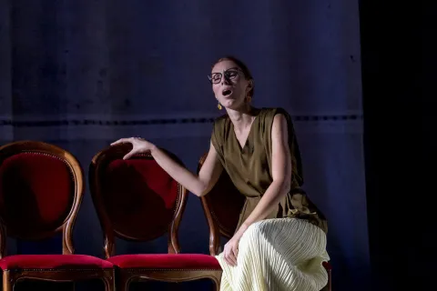 Lidia Fridman nelle prove dell'Aroldo in scena al Teatro Galli di Rimini
