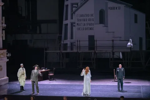 Ieri sera al Teatro Galli l’emozionante debutto del nuovo allestimento di “Aroldo”. Domenica 29 agosto la replica, in piazza Cavour il maxischermo