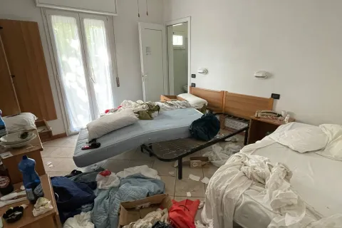 Controllo dei vigili presso l'Hotel Dream