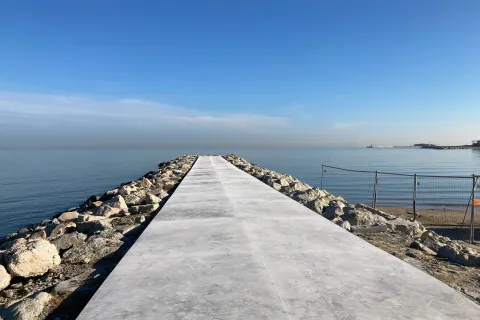 pavimentazione molo destro san giuliano mare