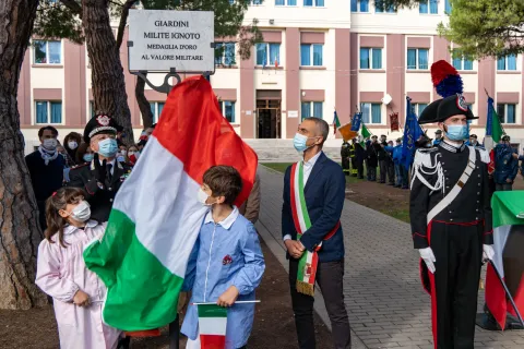 inaugurazione giardini milite ignoto