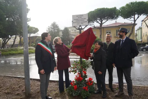 cerimonia intitolazione rotonda Soleri