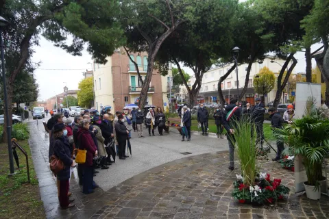 cerimonia intitolazione rotonda Soleri