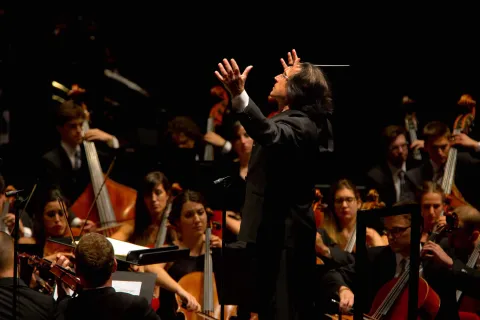 Riccardo Muti torna al Teatro Galli sul podio del Nabucco di Verdi 