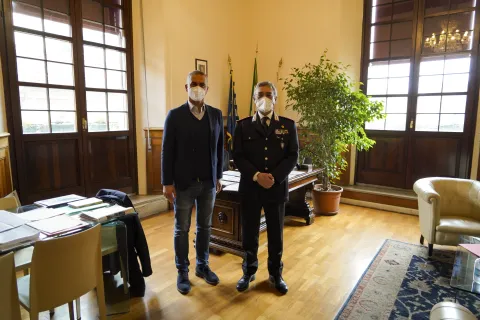 Sindaco Sadegholvaad e generale Antonio Paparella