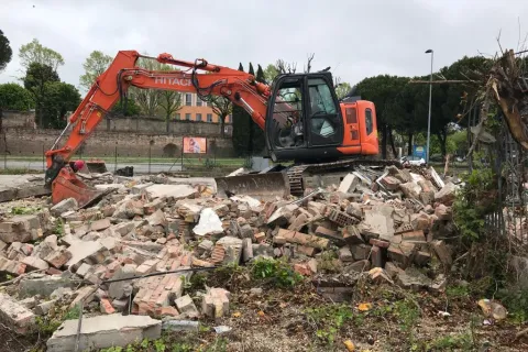 Lavori in corso ex area Fox