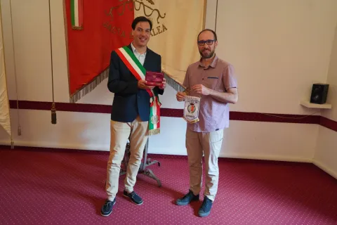 Le delegazioni delle città di Bergamo e di Aurora (Chicago, Illinois) a Rimini