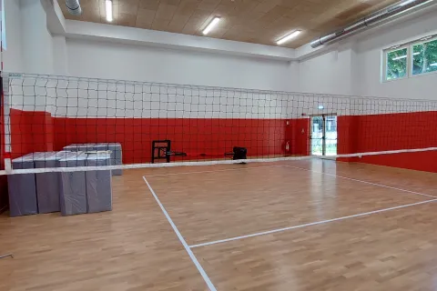 primi arredi scuole ferrari