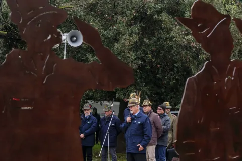 inaugurazione monumento ana