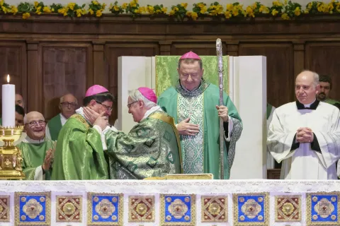 Rimini accoglie il nuovo vescovo Nicolò