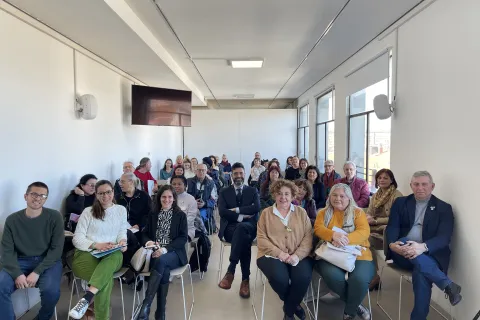 Foto di gruppo Operatori socio sanitari di Quartiere