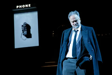 Massimo Popolizio al Teatro Galli nel dramma della gelosia di Arthur Miller 