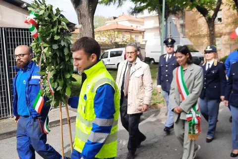 Alle Officine Grandi Riparazioni di via Tripoli, la prima cerimonia che anticipa la festa del 25 aprile.