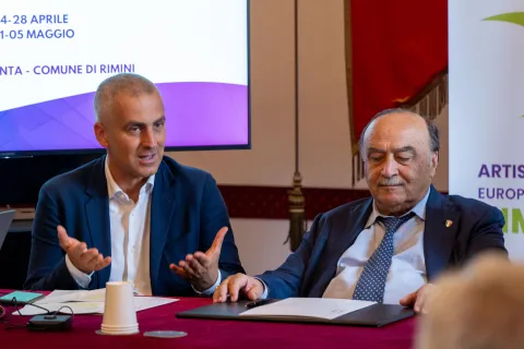 sadegholvaad, tecchi