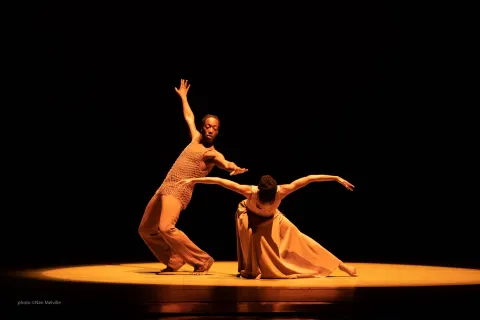 teatro galli stagione di prosa e danza 2023/24 -alvin aileys