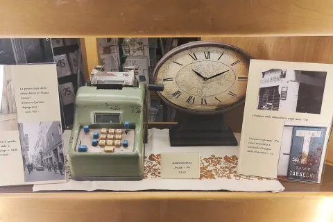 botteghe storiche tabacchi gambalunga