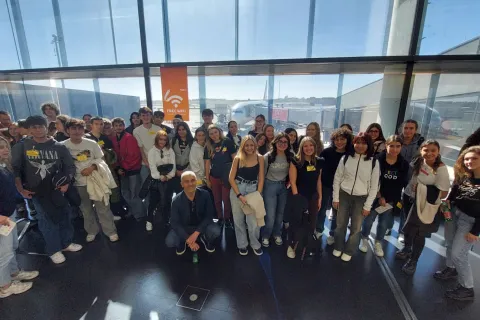 Gli studenti e il sindaco Jamil Sadegholvaad partiti per il viaggio studio