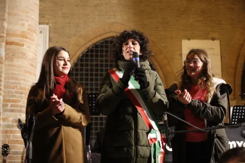 "è per te" camminata contro violenza donne 2023