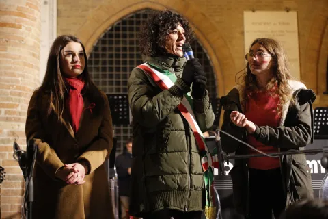 "è per te" camminata contro violenza donne 2023