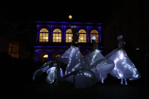Rimini accende le luci sul Natale