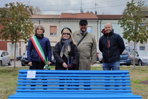  Parco della Memoria di Ustica la panchina azzurra di A.N.I.Ma.S.S. ODV- Associazione Nazionale Italiana Malati Sindrome di Sjogren