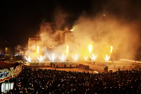 incendio al castello