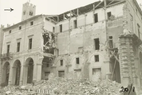 Rimini bombardata