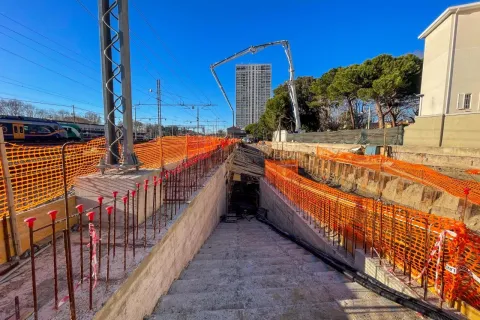 lavori per il prolungamento del sottopasso centrale della Stazione