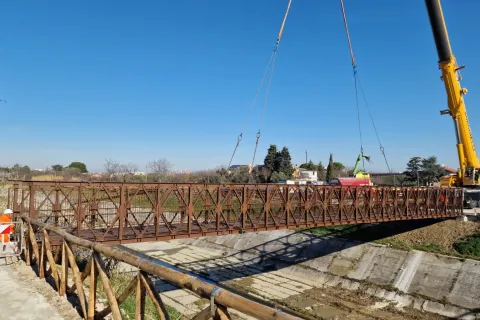 Ponte ciclopedonale sul Deviatore Ausa:  varo della struttura