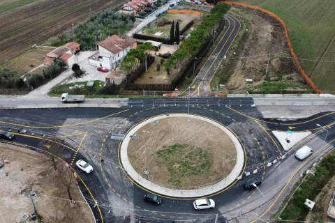 Rotatoria SS16 - via Grazia Verenin