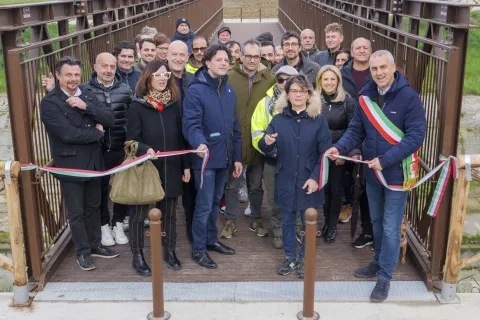 Ponte ciclopedaonale Grotta Rossa #1