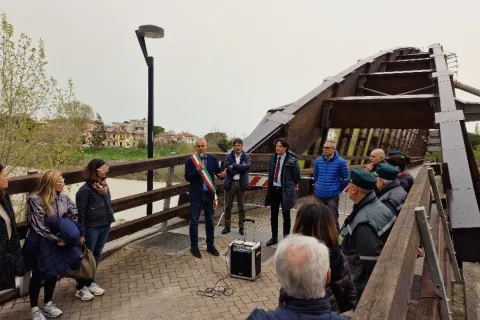 riconsegnato il ponte degli scout alla città