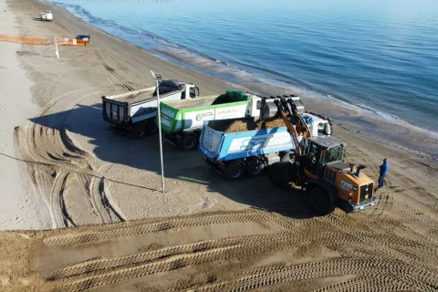 preparazione delle spiagge 2024