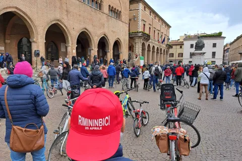 pedalata rimininbici 25 aprile
