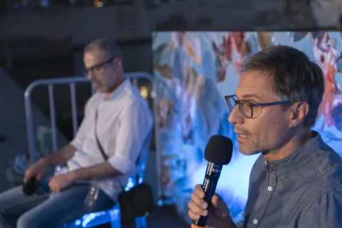 Biglietti agli amici