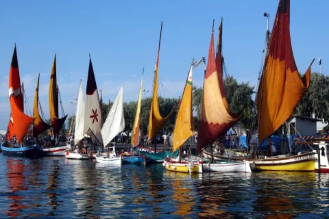 barche al porto di rimini