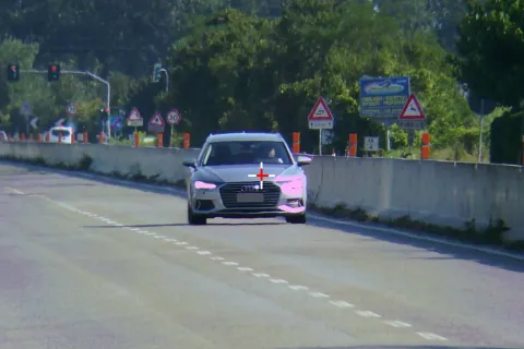 Auto a 150 km. all'ora sulla superstrada di San Marino