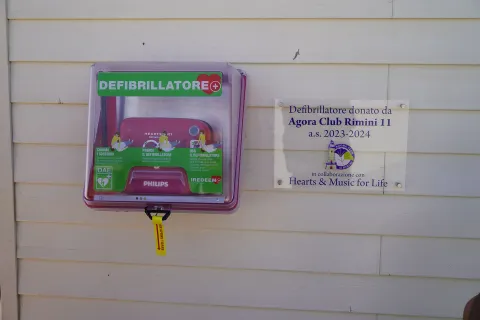 Defibrillatore alla casa dei matrimoni