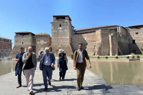 Giancarlo Giannini in visita al Fellini Museum tra ricordi e aneddoti 