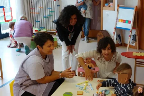 assessora chiara bellini e coordinatrici pedagogiche