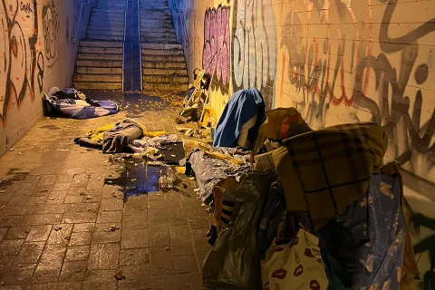 bivacco_sottopasso_gadames