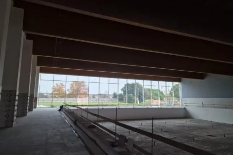 Lavori in corso alla nuova piscina comunale