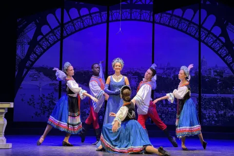 la vedova allegra al teatro galli