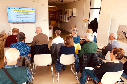 Smartphone Facile: a gennaio ripartono i corsi gratuiti di facilitazione per l’uso del cellulare