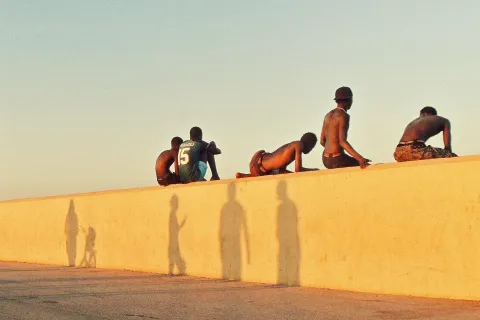 muro giallo porto rimini